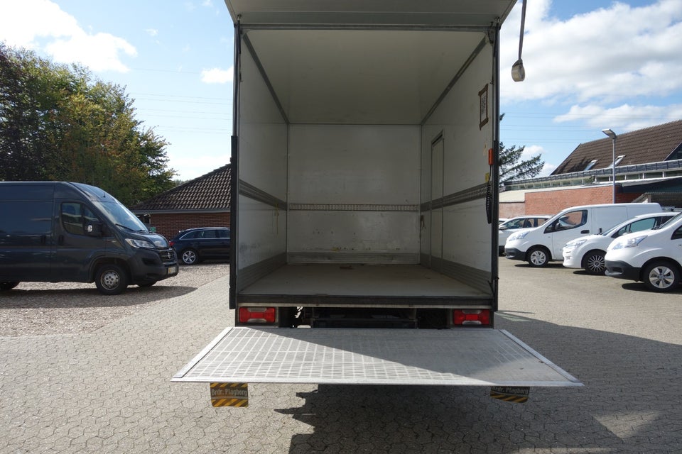 Iveco Daily 2,3 35S16 Alukasse m/lift AG8 2d