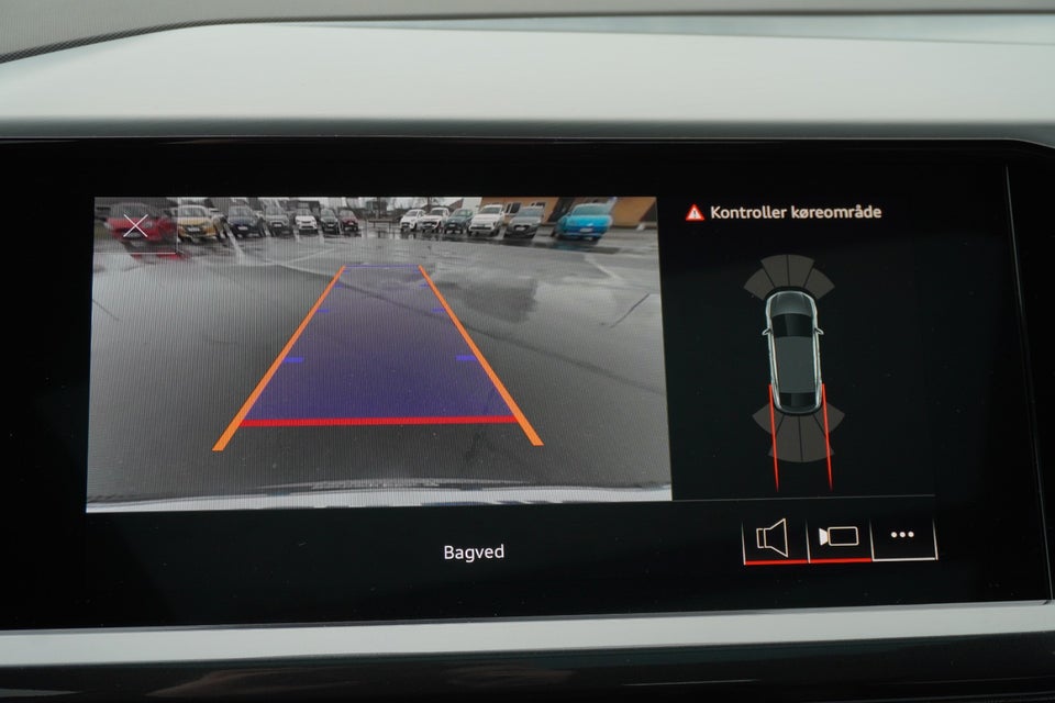 Audi Q4 e-tron 40 S-line Sportback 5d