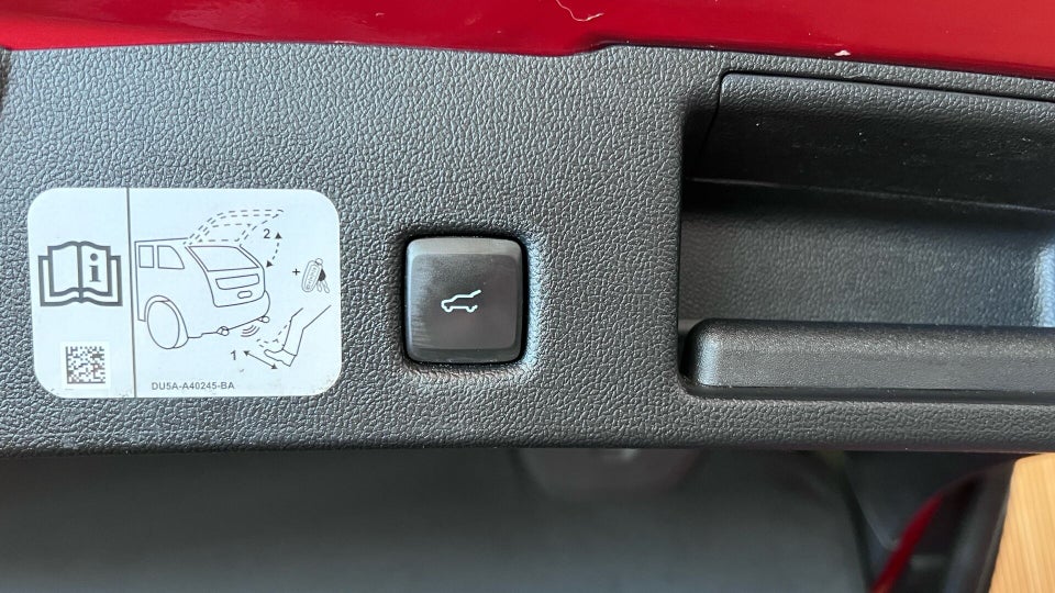 Ford Kuga 2,5 PHEV Titanium X CVT 5d