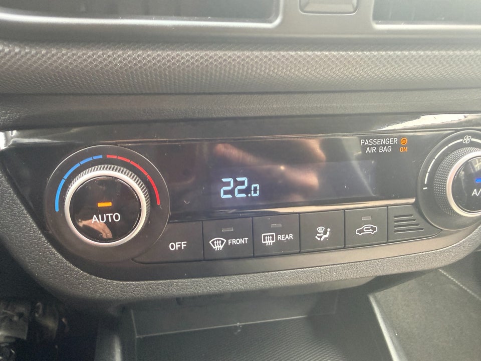 Hyundai i10 1,0 MPi Advanced AMT 5d