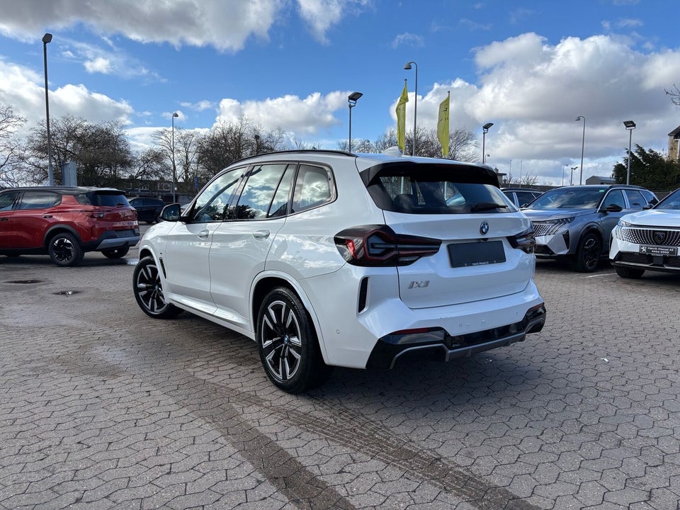 BMW iX3 Charged M-Sport 5d