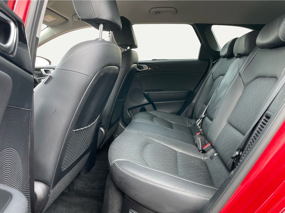 Kia Ceed 1,6 PHEV Upgrade+ SW DCT 5d