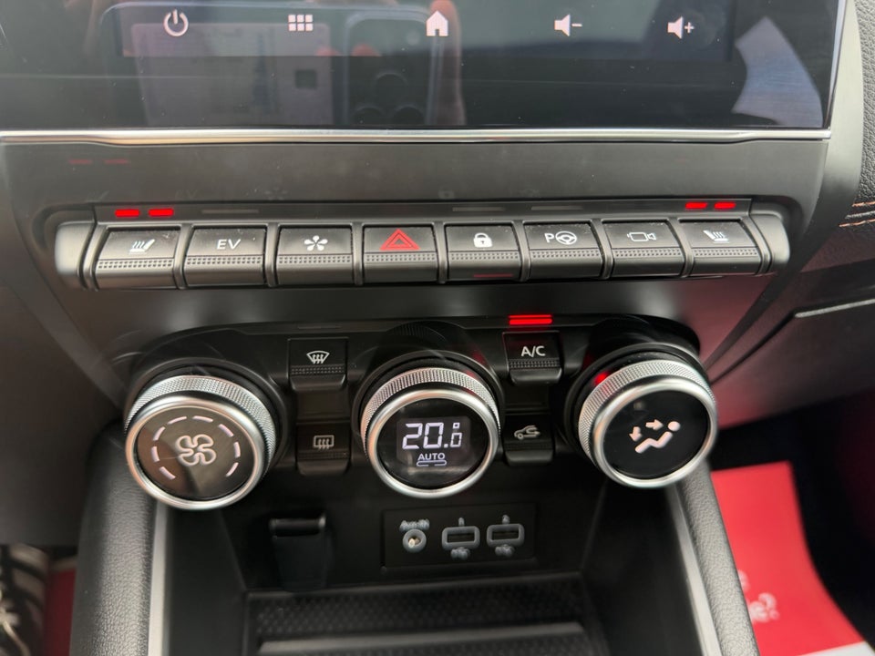 Renault Captur 1,6 E-Tech Initiale Paris 5d