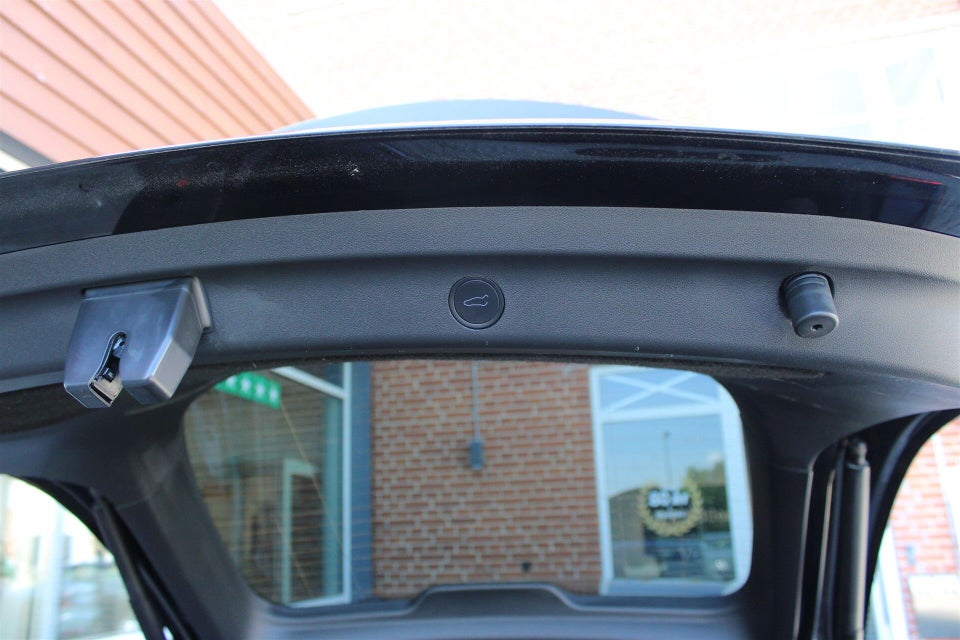 Tesla Model Y Performance AWD 5d