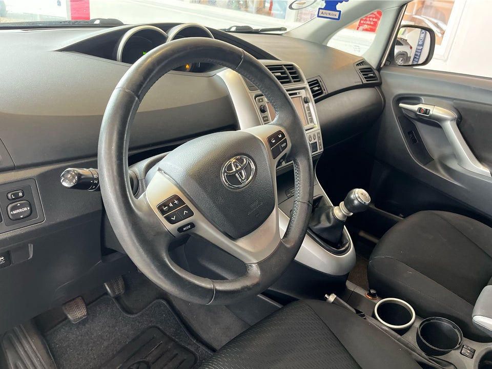 Toyota Verso 1,8 T3+ 7prs 5d