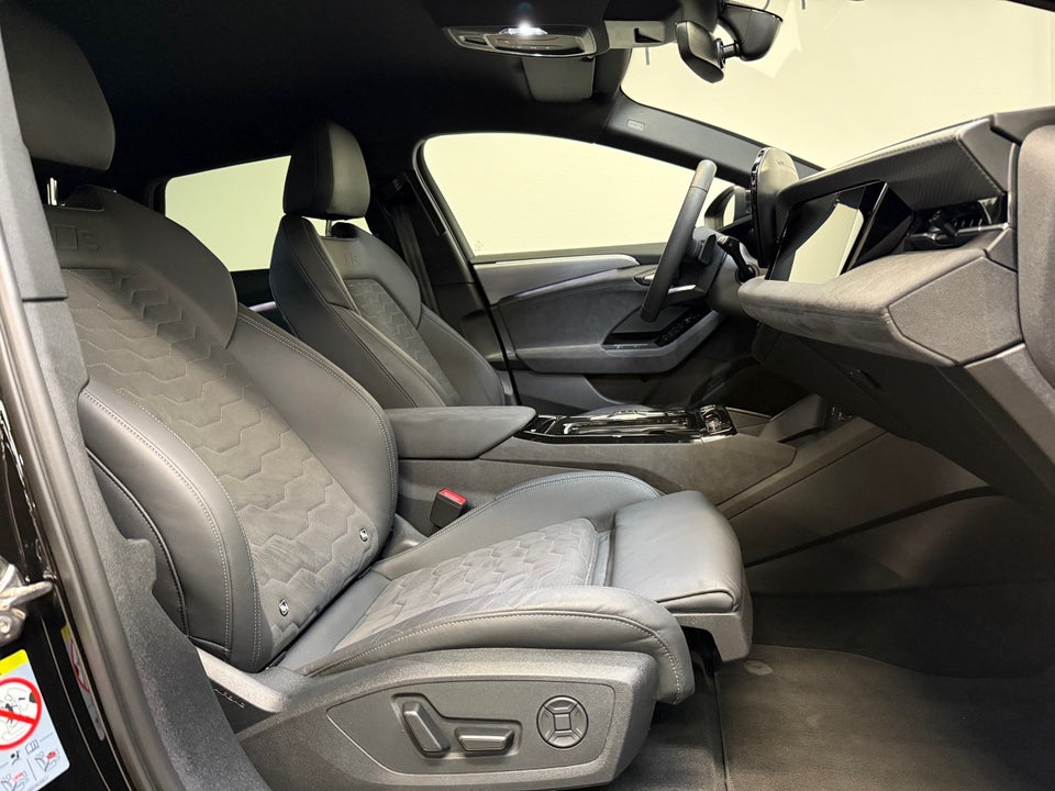 Audi A6 e-tron S-line plus Avant 5d