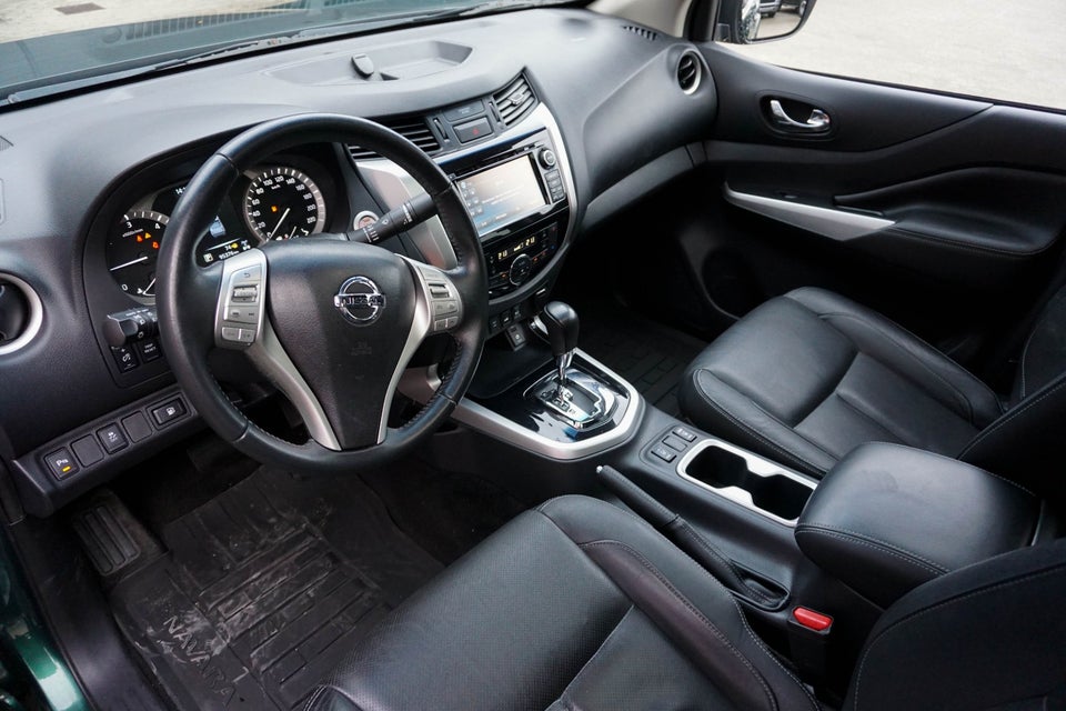 Nissan Navara 2,3 dCi 190 Db.Kab Tekna aut. 4d