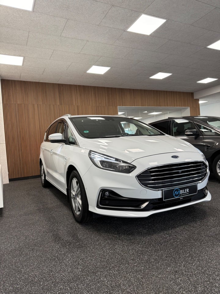 Ford S-MAX 2,0 EcoBlue Titanium aut. 5d