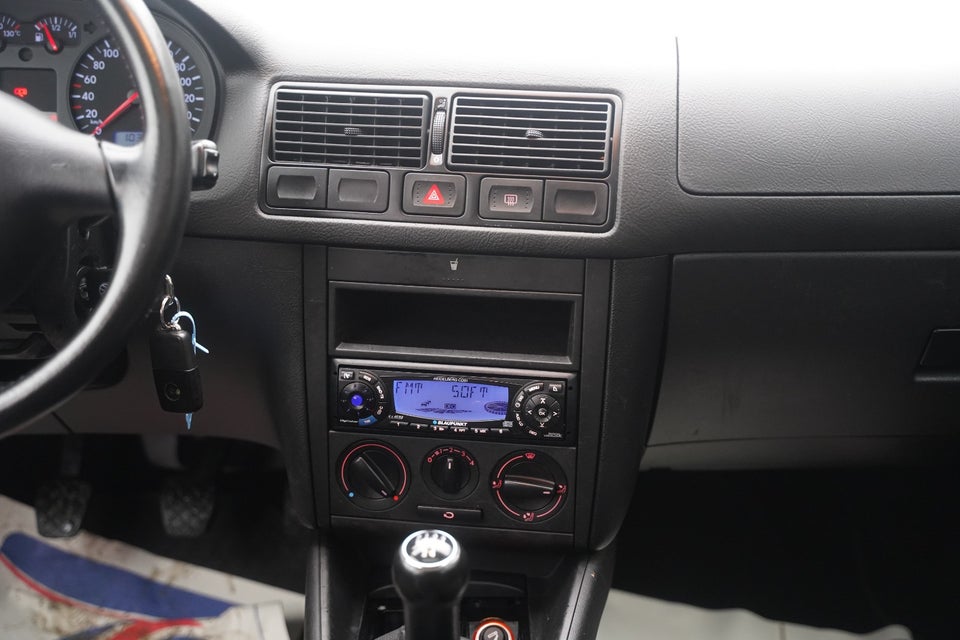 VW Golf IV 2,0 Comfortline 5d