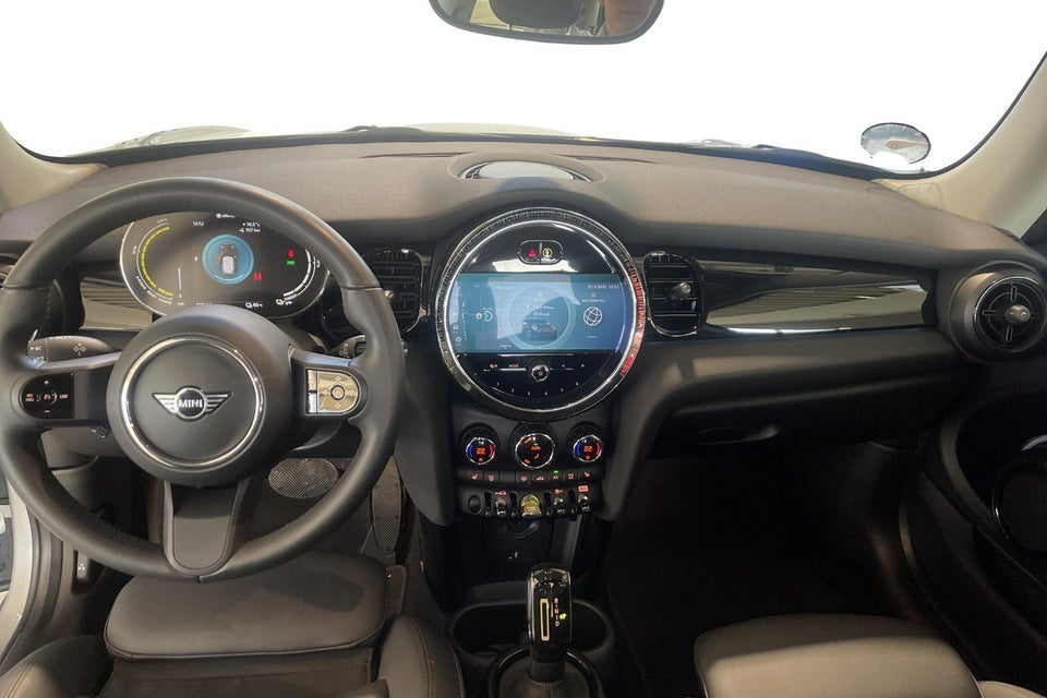 MINI Cooper SE Classic Trim 3d