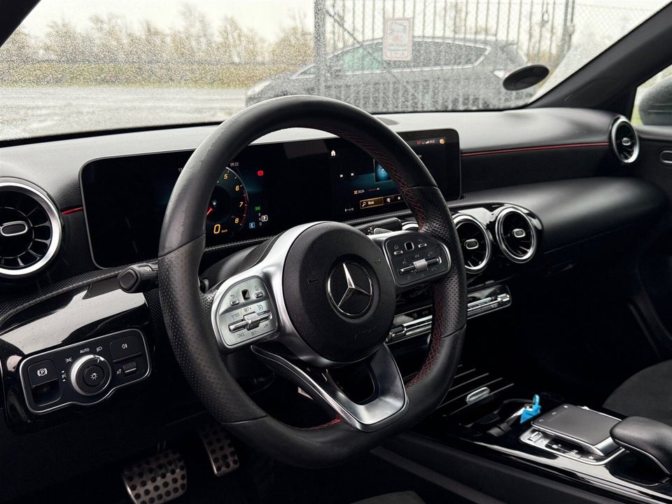 Mercedes A200 1,3 AMG Line aut. 5d