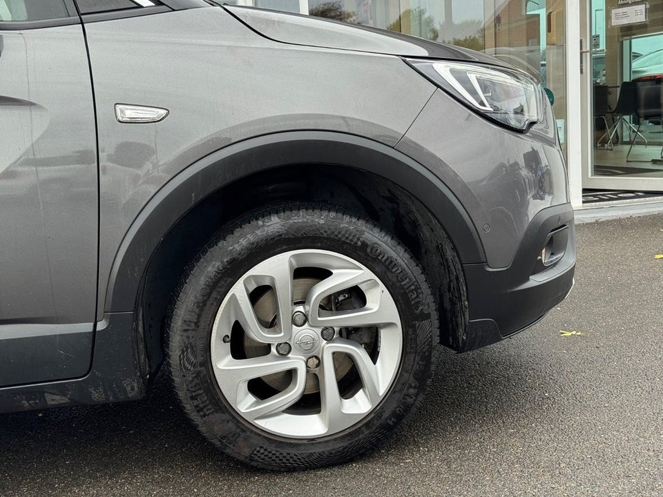 Opel Crossland X 1,2 T 130 Elegance aut. 5d
