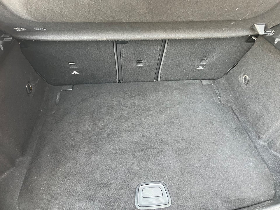 Mercedes A200 1,3 Progressive aut. 5d