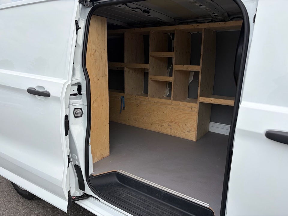 Ford Transit Custom 300 L2 2,0 EcoBlue Trend aut.