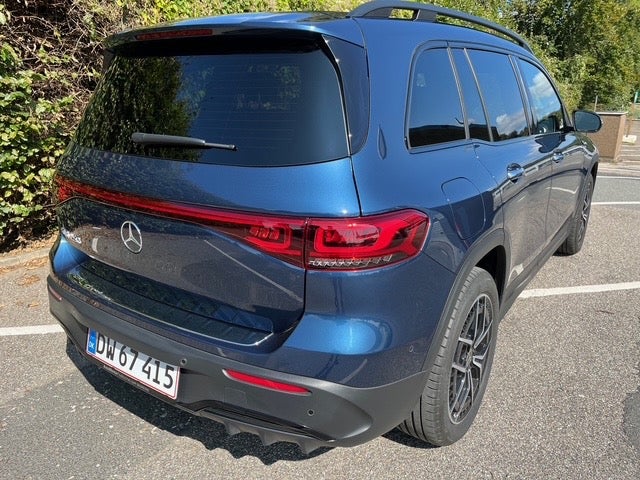 Mercedes EQB250 AMG Line 5d