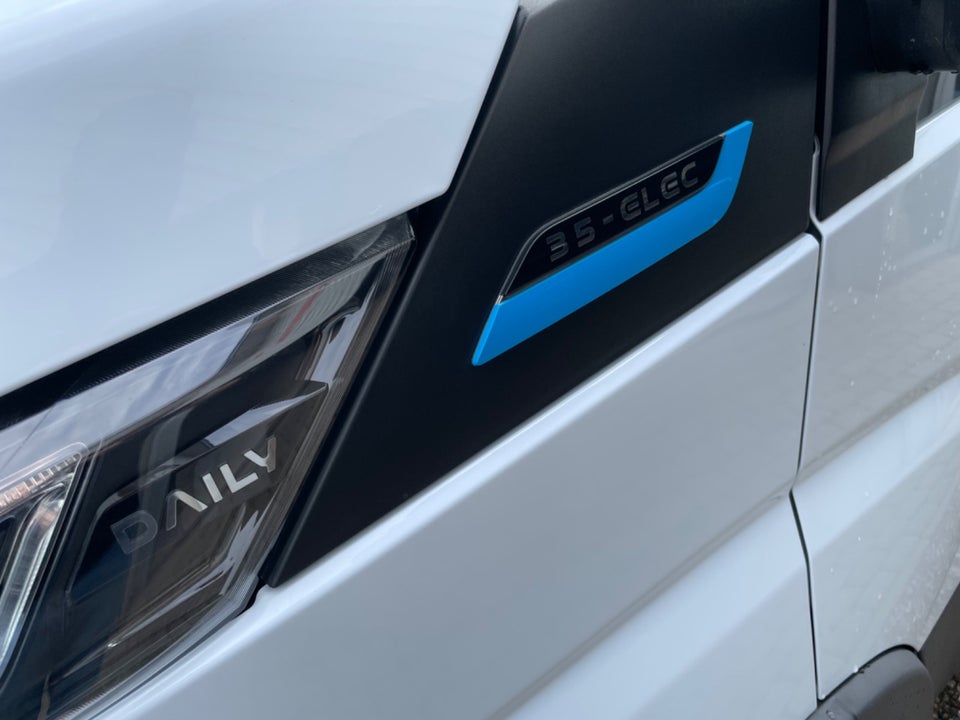 Iveco eDaily 35S14 12m³ Van