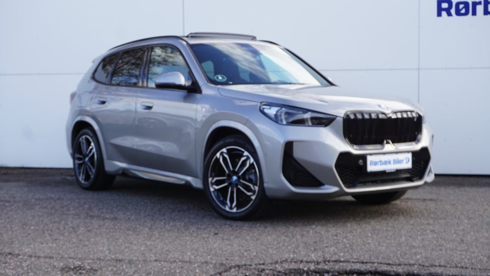 BMW iX1 xDrive30 Fully Charged M-Sport 5d