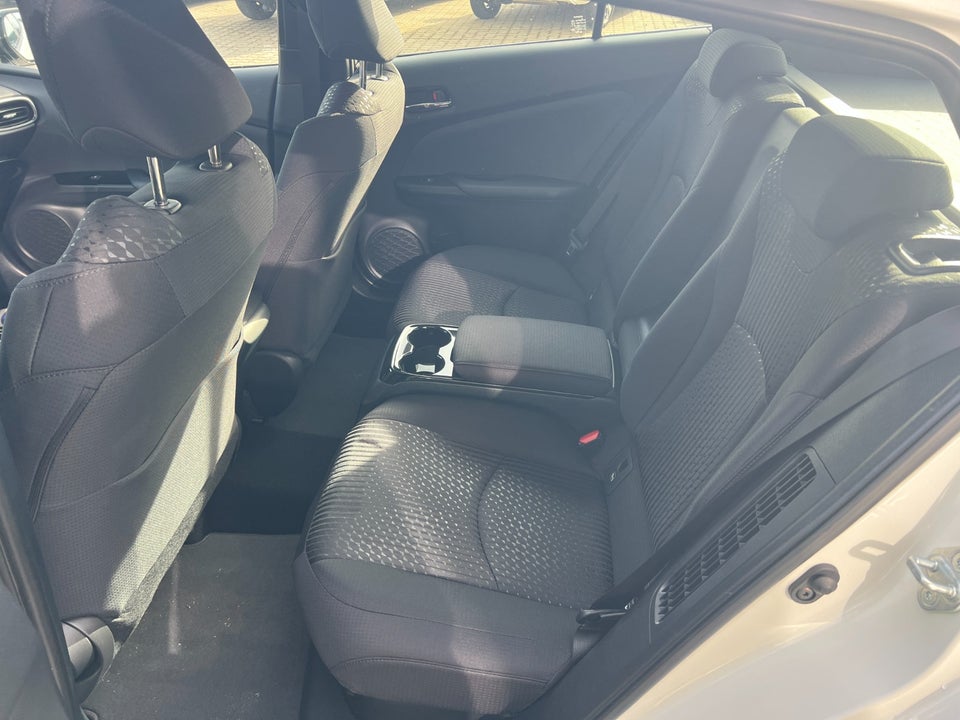 Toyota Prius 1,8 Plug-in Hybrid H3 MDS 5d