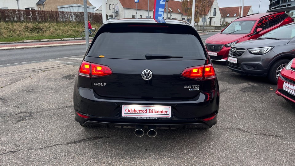 VW Golf VII 2,0 TDi 150 R-line DSG BMT 5d