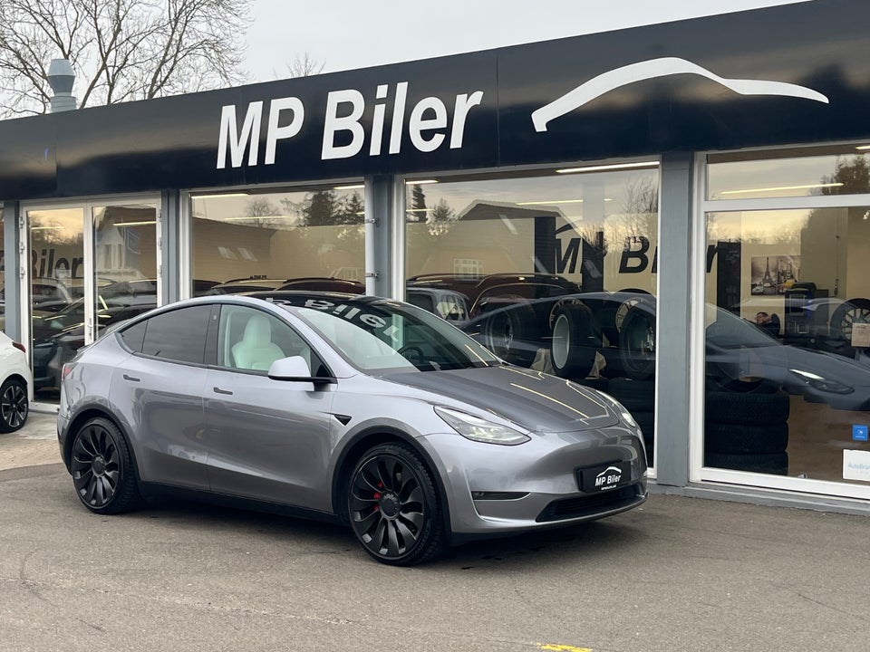 Tesla Model Y Performance AWD 5d