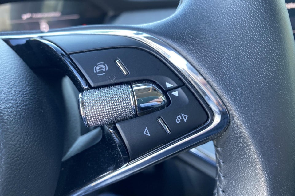 Skoda Enyaq 60 iV Loft 5d