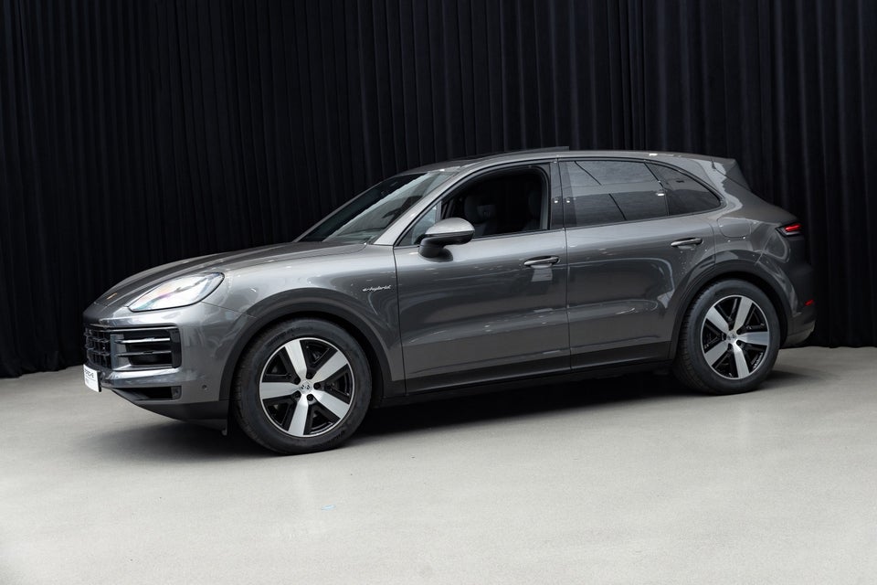 Porsche Cayenne 3,0 E-Hybrid Tiptr. 5d