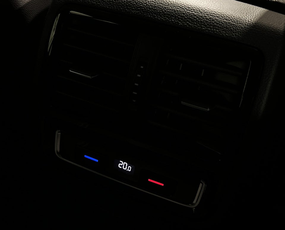 VW Passat 1,5 TSi 150 Elegance Variant DSG 5d