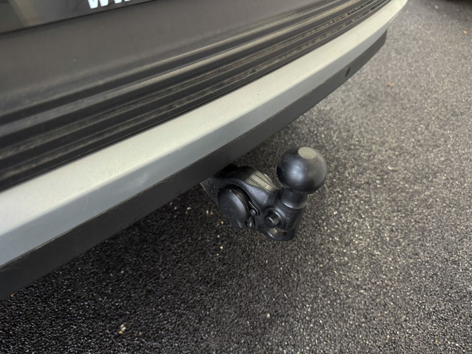 Ford Explorer 77 Select Extended Range 5d