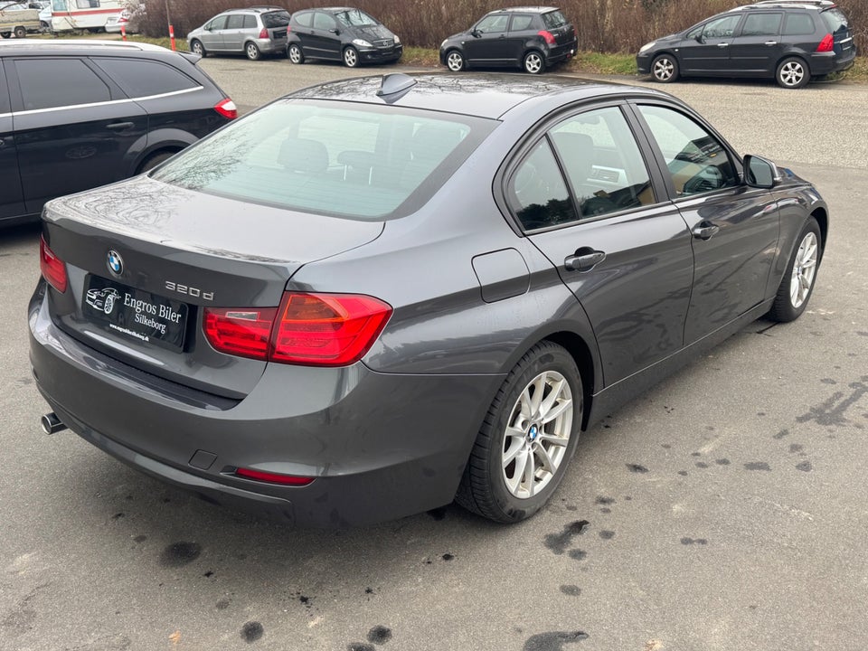 BMW 320d 2,0  4d