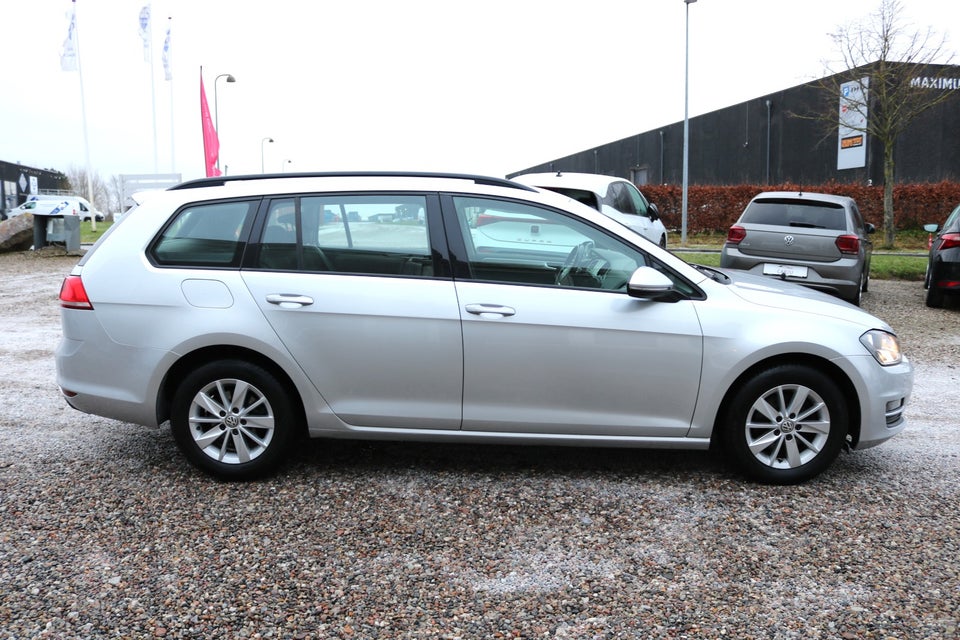 VW Golf VII 1,4 TSi 122 Comfortline Variant BMT 5d