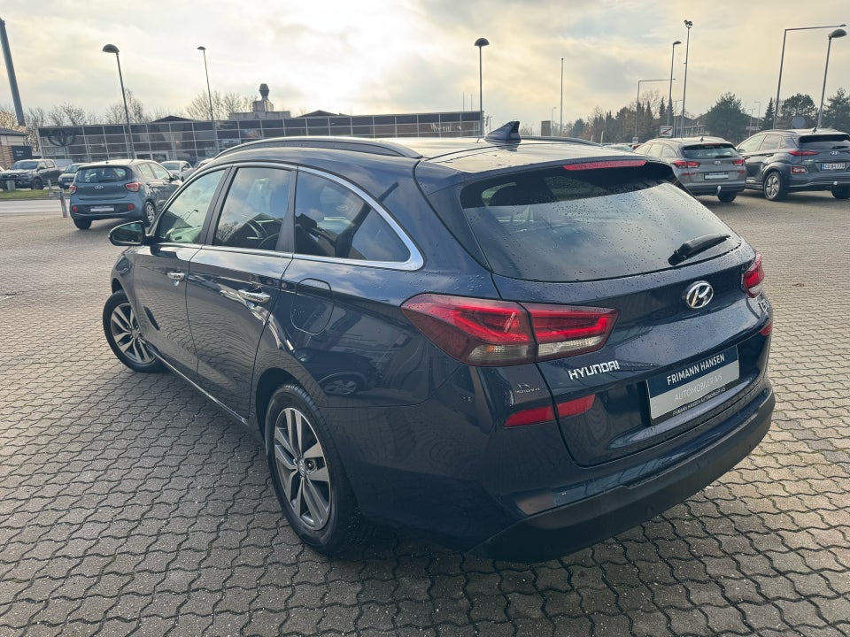 Hyundai i30 1,0 T-GDi Premium stc. 5d