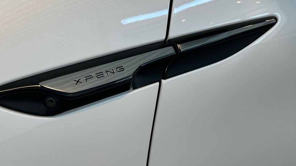 Xpeng G6 Performance 5d