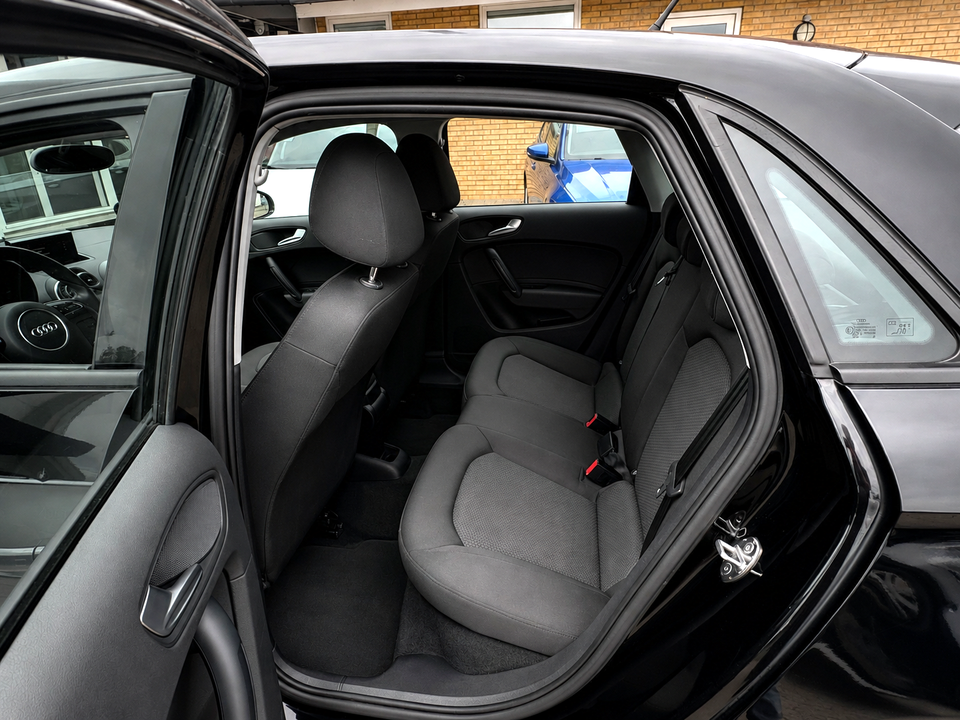 Audi A1 1,0 TFSi 95 Ultra Sportback 5d