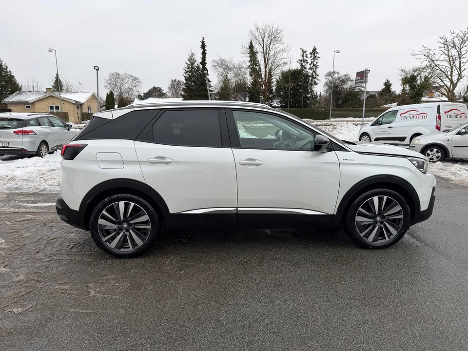 Peugeot 3008 1,6 Hybrid Allure Limited EAT8 5d