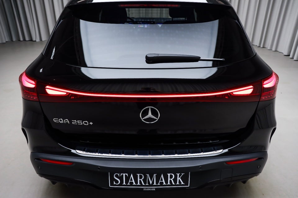 Mercedes EQA250+ AMG Premium 5d