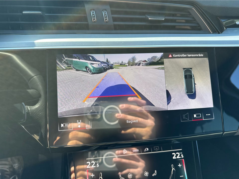 Audi e-tron 55 S-line quattro 5d