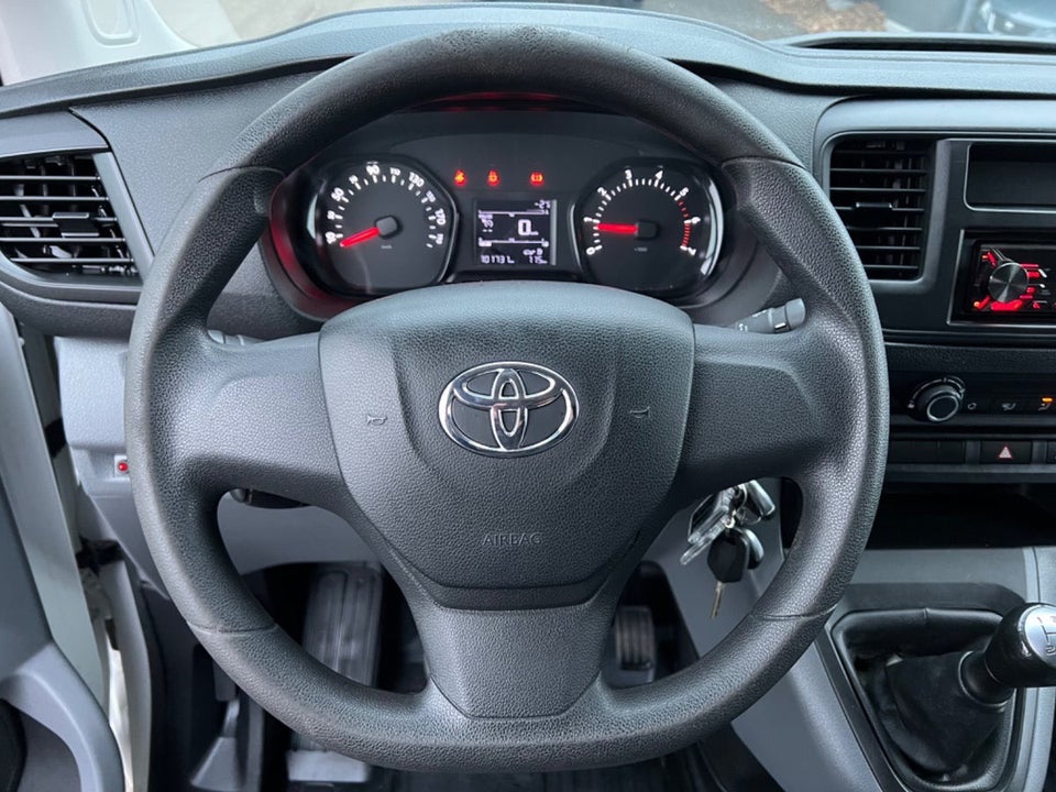 Toyota ProAce 1,6 D 95 Compact Comfort 5d