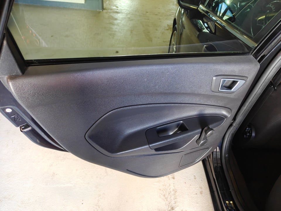 Ford Fiesta 1,0 SCTi 100 Titanium 5d