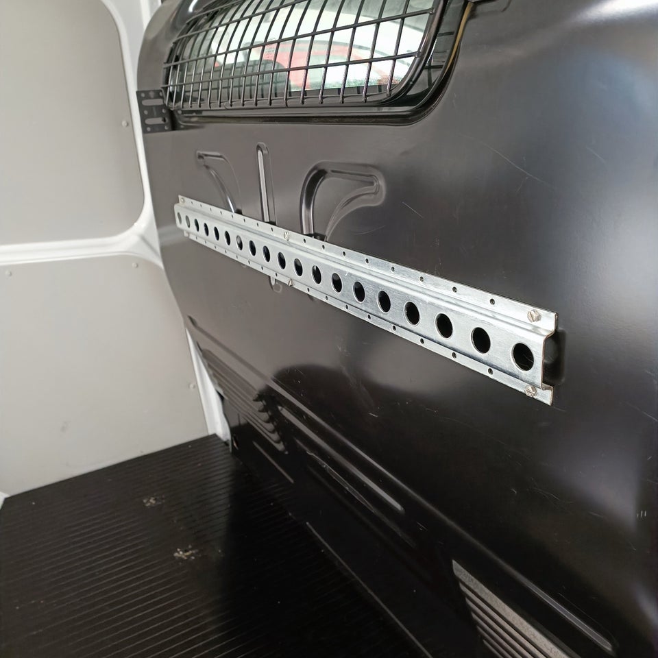 Ford Transit Connect 1,5 EcoBlue Trend aut. kort