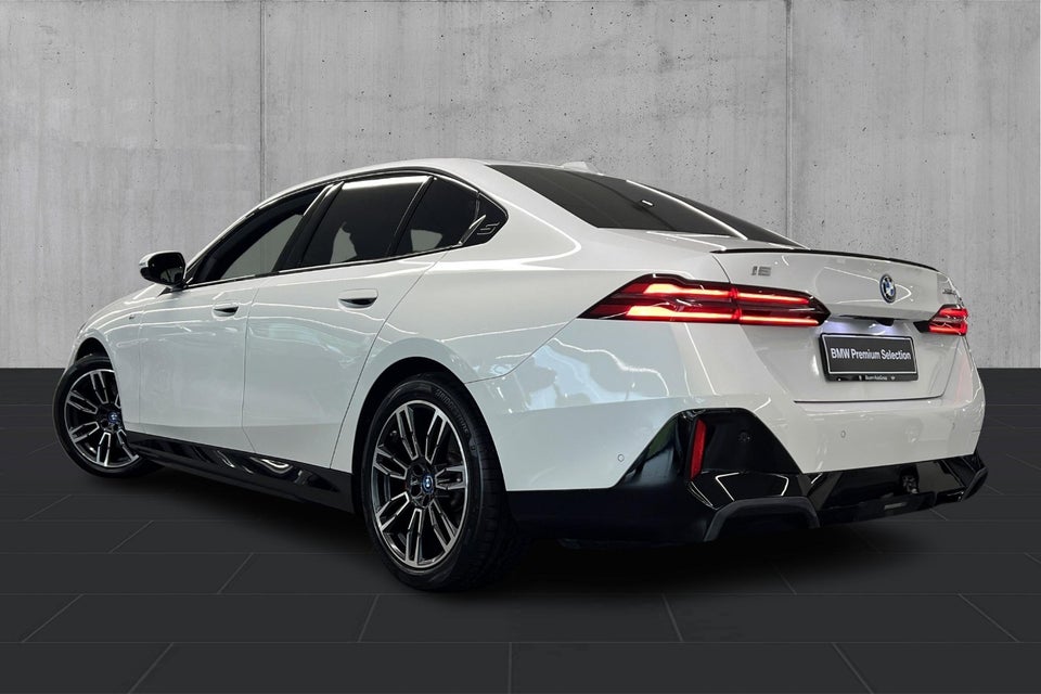 BMW i5 eDrive40 M-Sport Pro 4d
