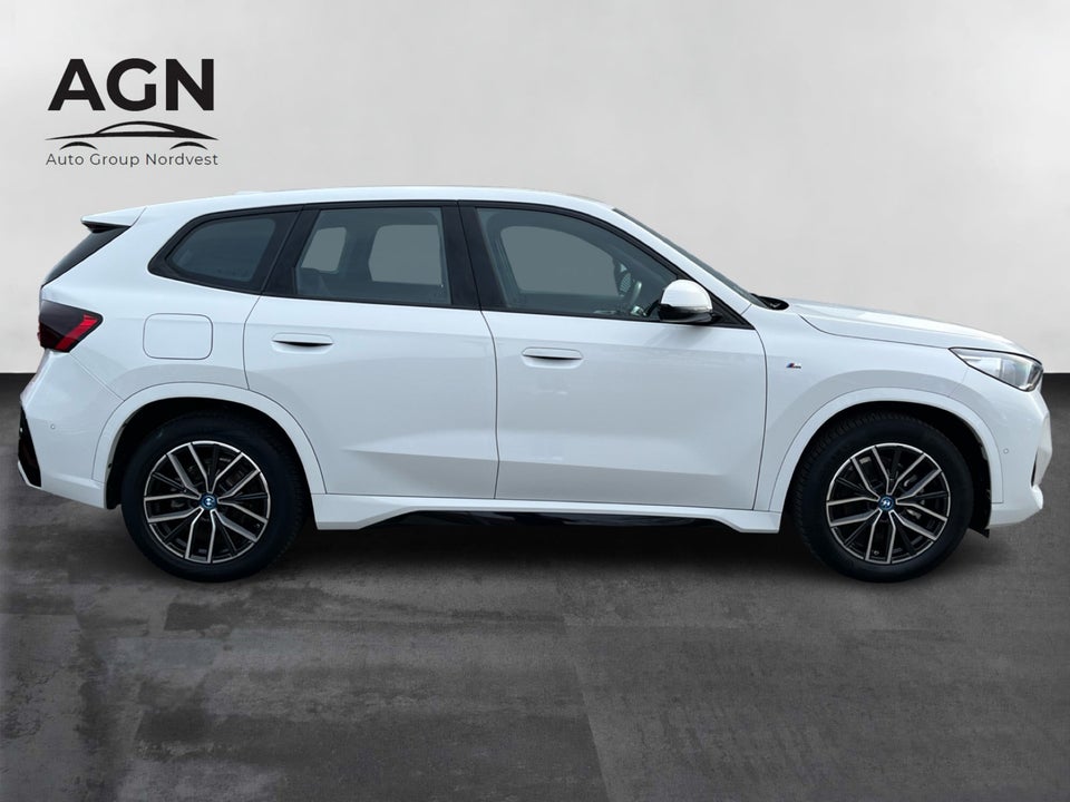 BMW iX1 eDrive20 M-Sport 5d