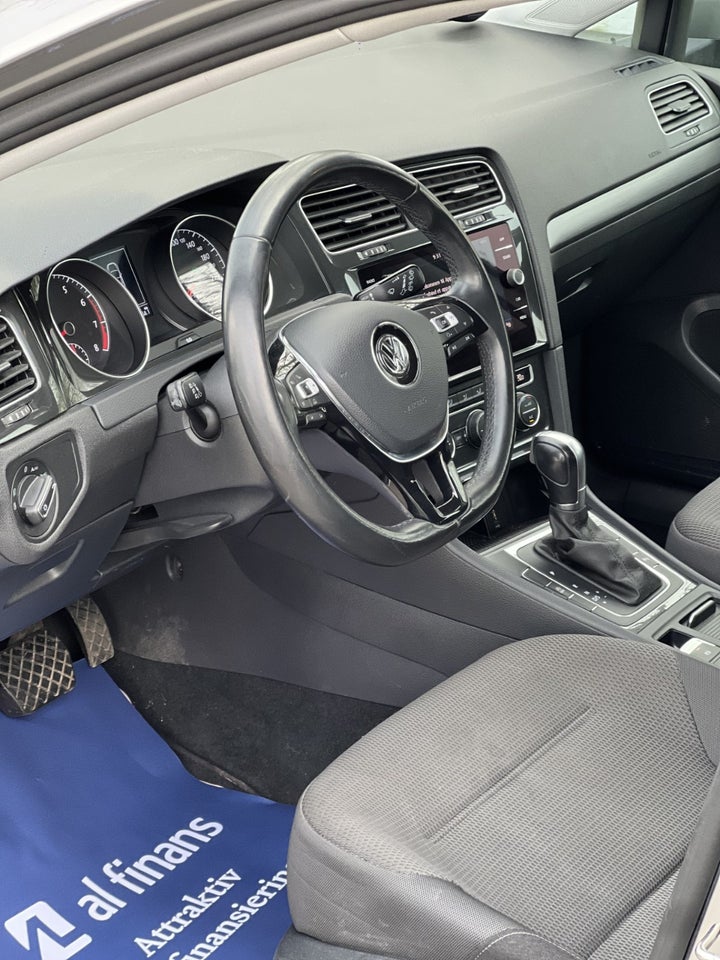 VW Golf VII 1,5 TSi 130 Comfortline DSG 5d