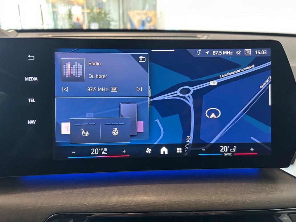 BMW iX1 xDrive30 Fully Charged 5d