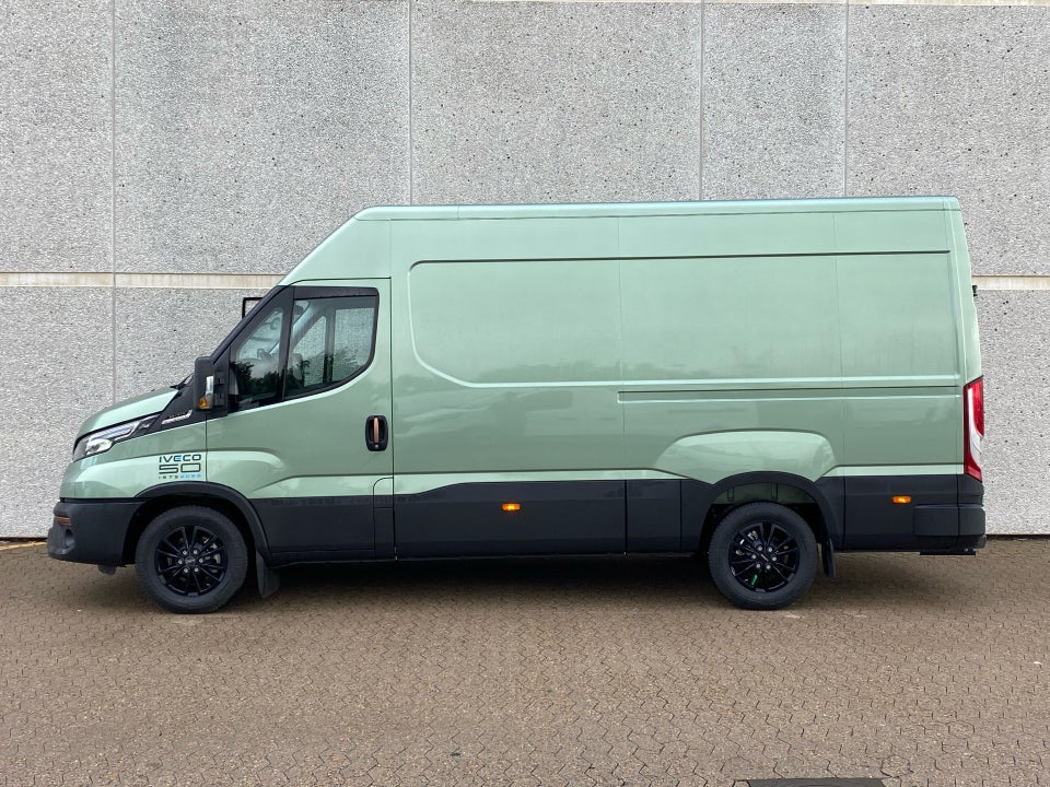 Iveco Daily 3,0 35S21 12m³ Van AG8