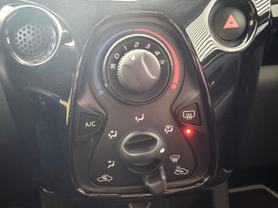 Toyota Aygo 1,0 VVT-i x-cellence 5d