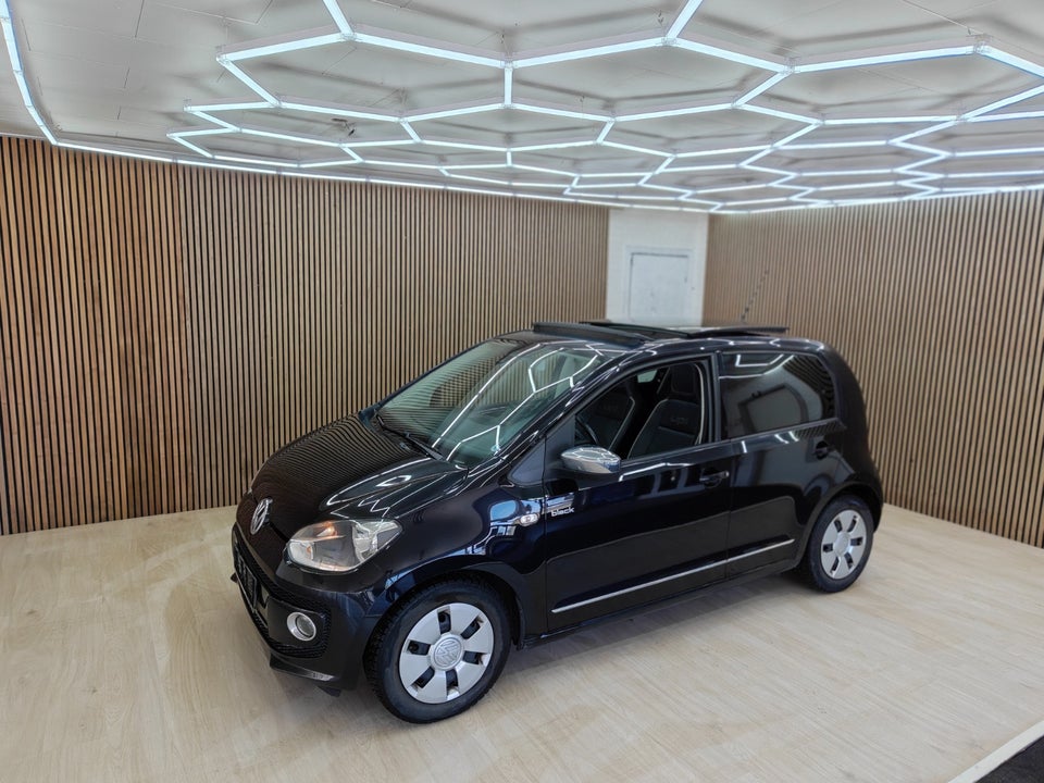 VW Up! 1,0 75 Black Up! 5d