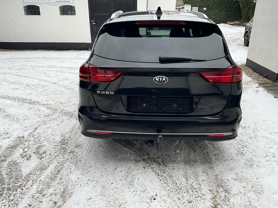 Kia Ceed 1,0 T-GDi Prestige SW 5d