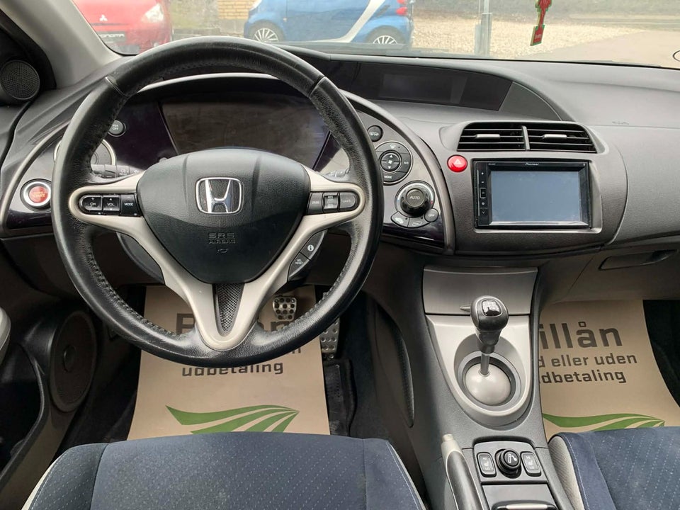 Honda Civic 1,8 Sport 5d