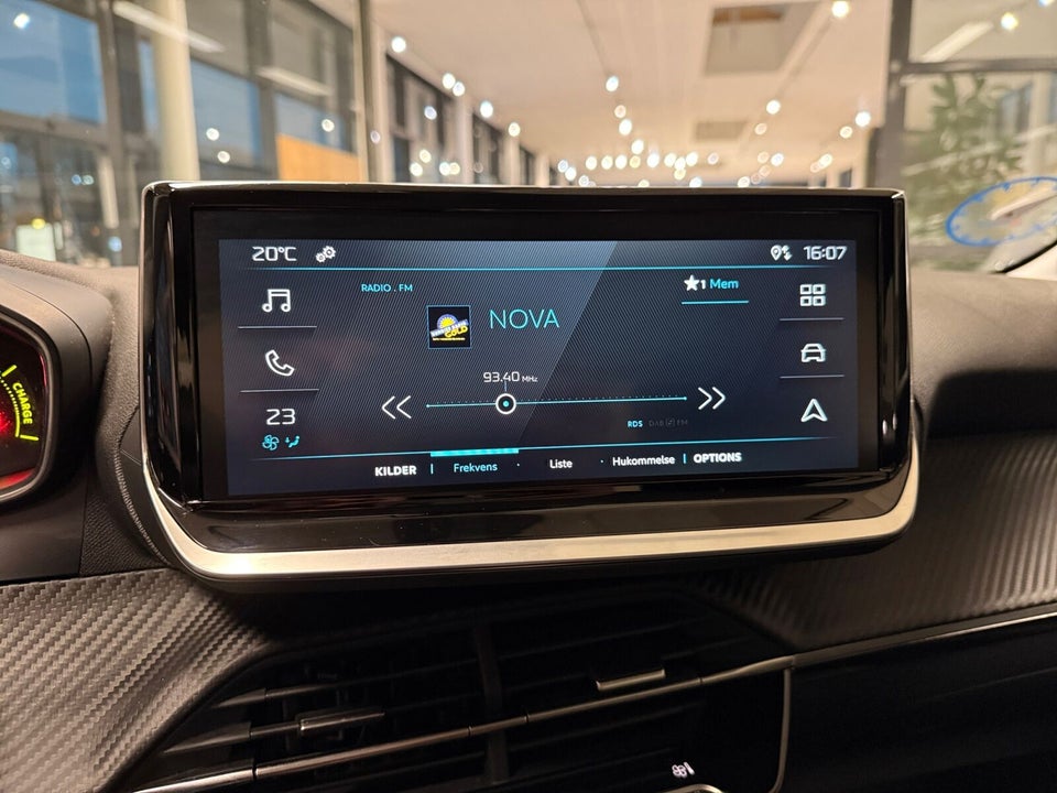 Peugeot e-208 50 Style 5d