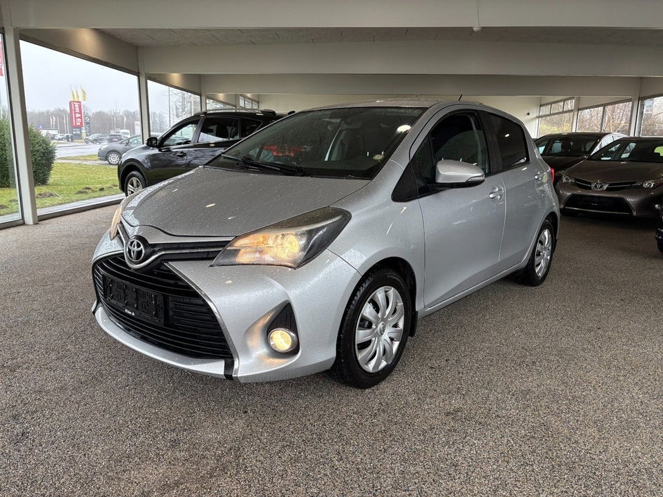 Toyota Yaris 1,0 VVT-i T2 Komfort 5d